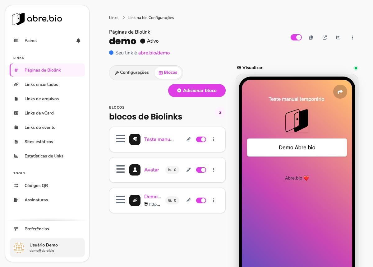 Bloco Parágrafo criado, preview ao vivo mostrando o texto Teste manual temporário como parágrafo simples