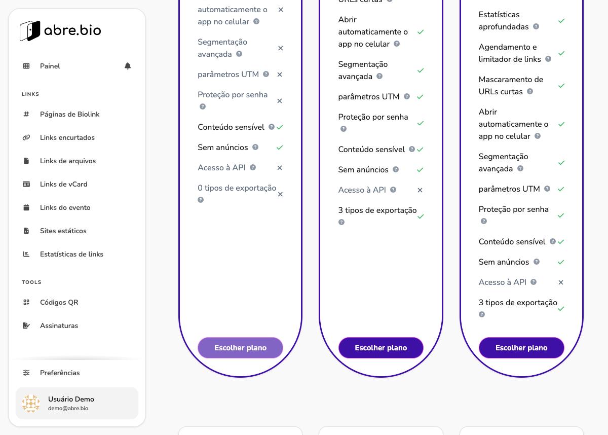 Fim da tabela comparativa de recursos dos 3 planos, com os botões Escolher plano de cada um