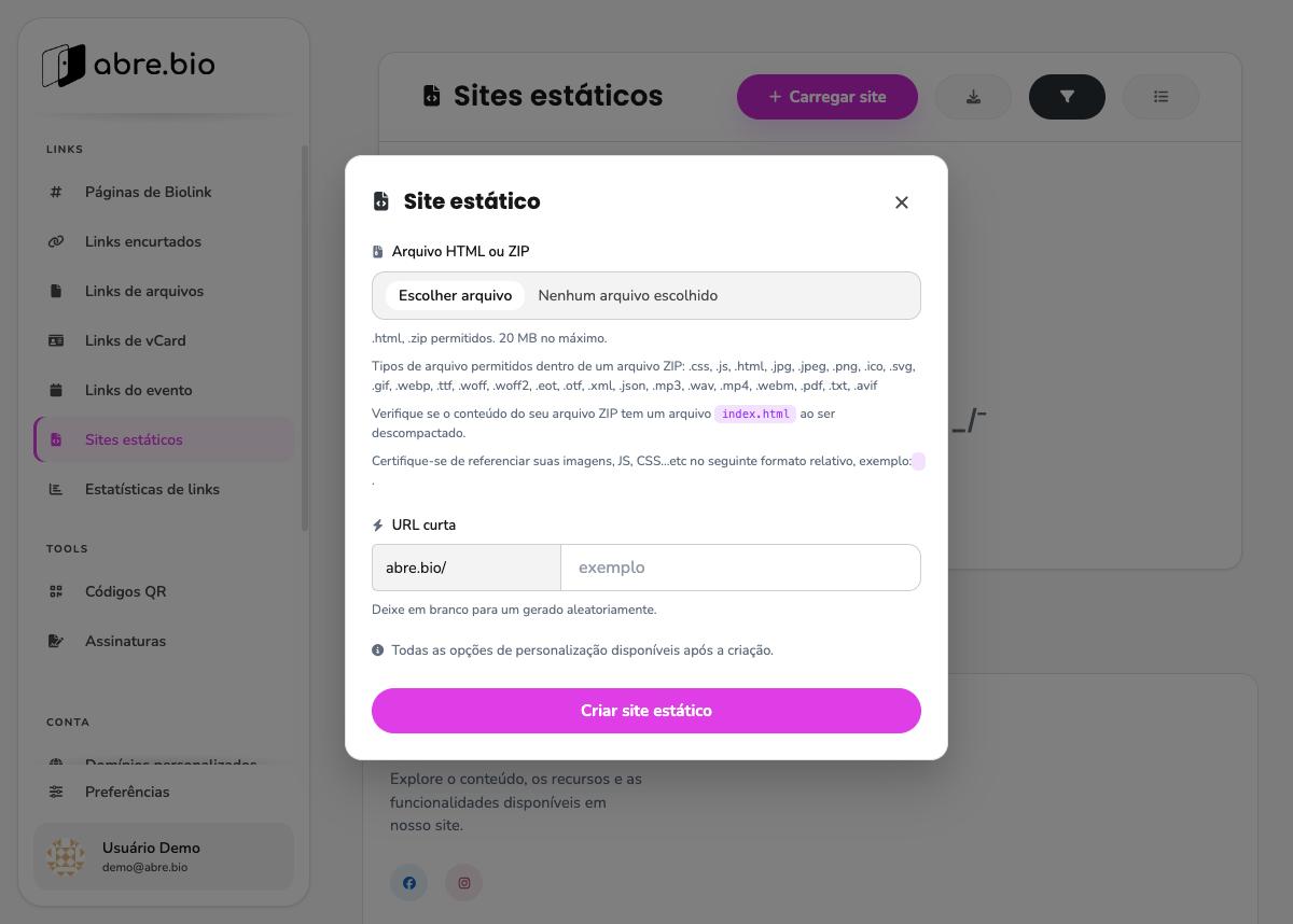Modal Site estático, campo Arquivo HTML ou ZIP vazio, com a lista de requisitos de arquivo